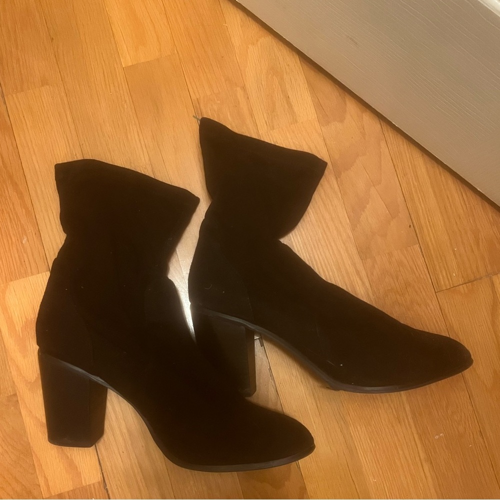 Forever 21 Suede Ankle Booties